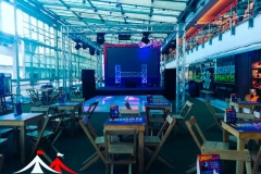 Alquiler estructuras truss Cubo, tarima, pista.